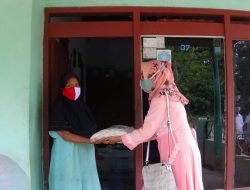 PCNU Sumenep Salurkan Bantuan Sembako di Saronggi