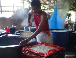 Perajin tahu tempe keluhkan harga tempe kian meroket