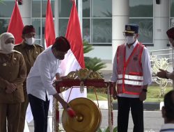 Presiden Jokowi Resmikan Bandara Trunojoyo, Dorong Dimanfaatkan untuk Mudik