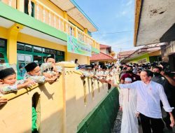 Presiden Tinjau Dampak Gempa di Ponpes Darul Falah Cianjur