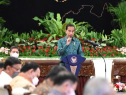 Presiden Jokowi Sampaikan Sejumlah Arahan dalam Sidang Kabinet Paripurna
