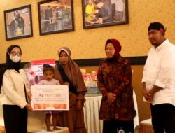 Bupati Fauzi Apresiasi Kedatangan Mensos RI, Temui Assyifa Penderita Atresia Ani