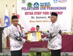 Kembali Dilantik, Asmoni Komitmen Antarkan STKIP PGRI Sumenep Menuju Universitas