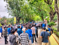 Sejumlah Kasus Tak Tuntas, Ratusan Mahasiswa PMII Kepung Polres Sumenep