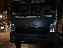 Diduga Bawa Rokok Ilegal Mobil Truck Tronton Diamankan