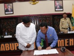 Penandatanganan MoU Bangun Kerja Sama Pemkab Sumenep dan Kejari Bidang Perdata