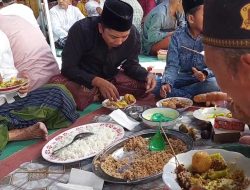 Perayaan Maulid Nabi Diwarnai Tradisi Makan Nasi Kebuli, Ciri Khas Masjid Jamik Sumenep