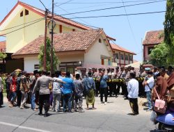 Polres Terjunkan 72 Personel, Lakukan Pengamanan Aksi Unras di Kantor BPN Sumenep