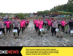 Jaga Ekosistem Abrasi, Polres Sumenep Tanam Mangrove di Pesisir Pantai Saronggi